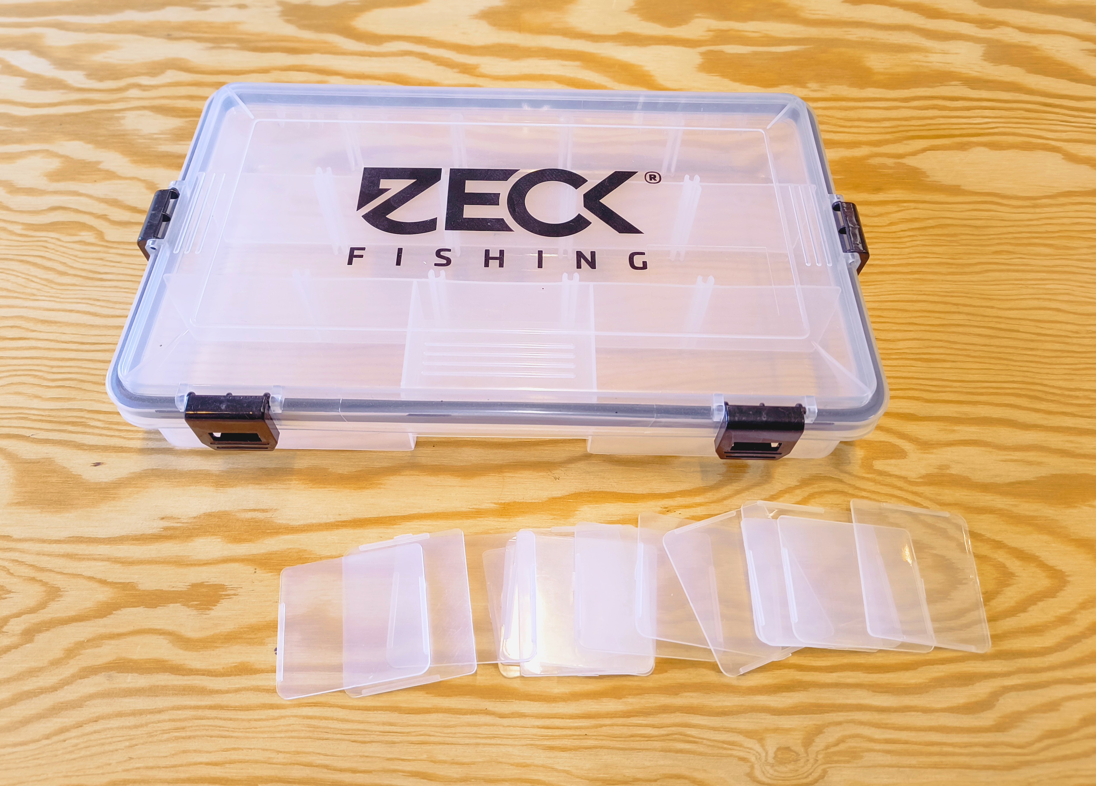 ZECK KRABIČKA TACKLE BOX WP - M