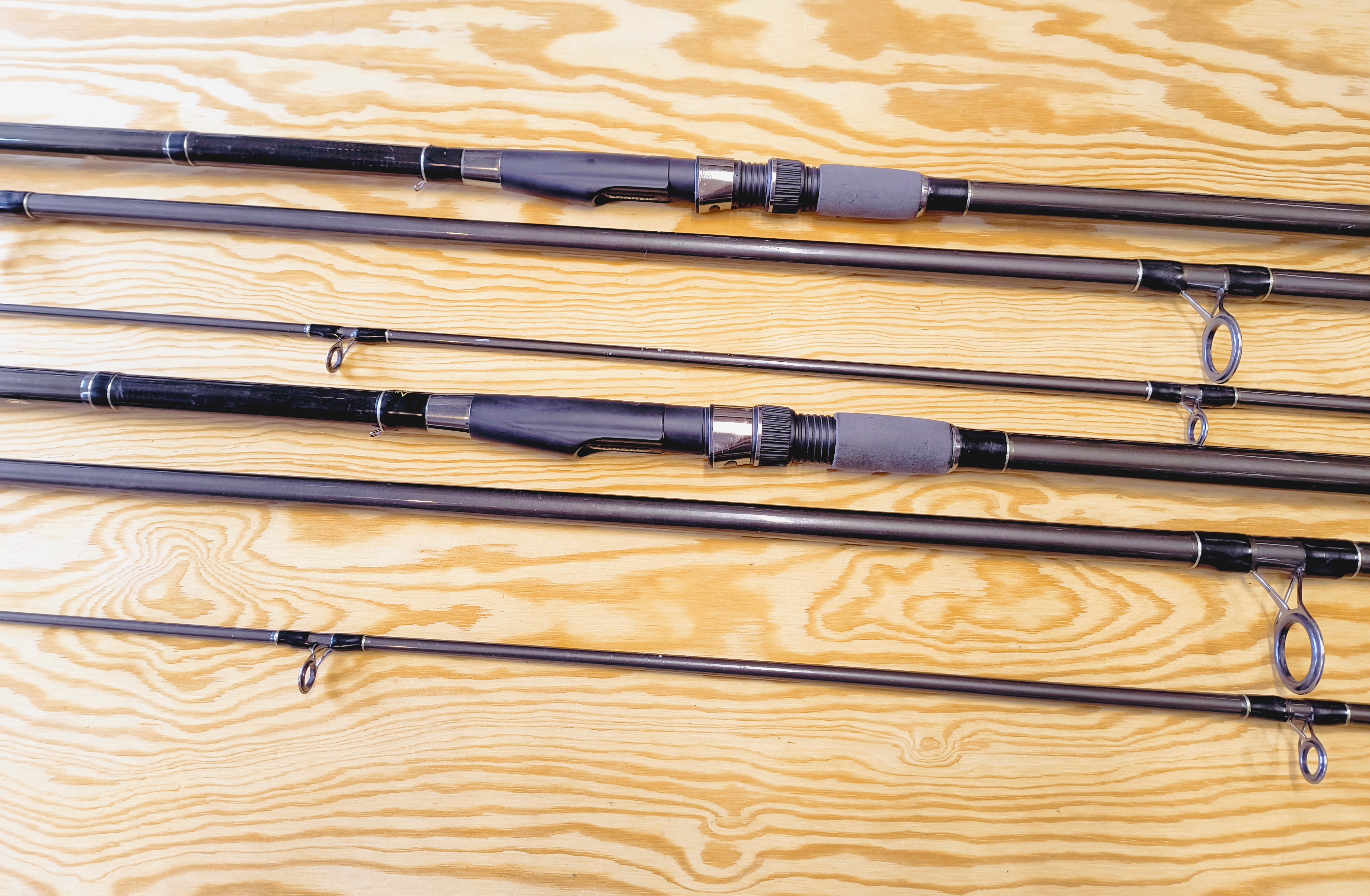 2 KAPROVÉ TRIJDÍLNÉ PRUTY KONGER CARBO MAXX CARP / 3,30 m / 100 G
