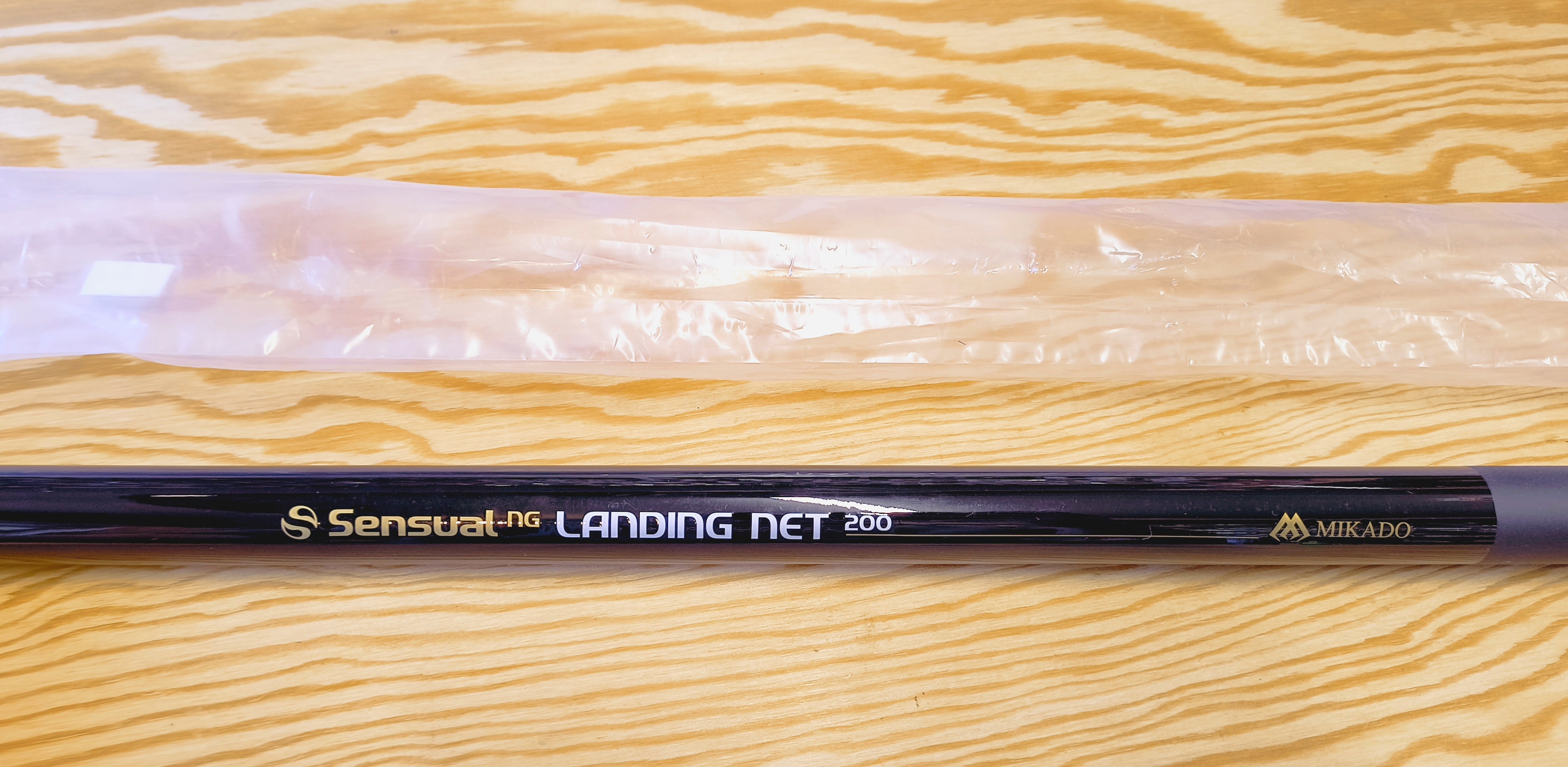 TYČ NA PODBĚRÁK MIKADO SENSUAL LANDING NET 200 