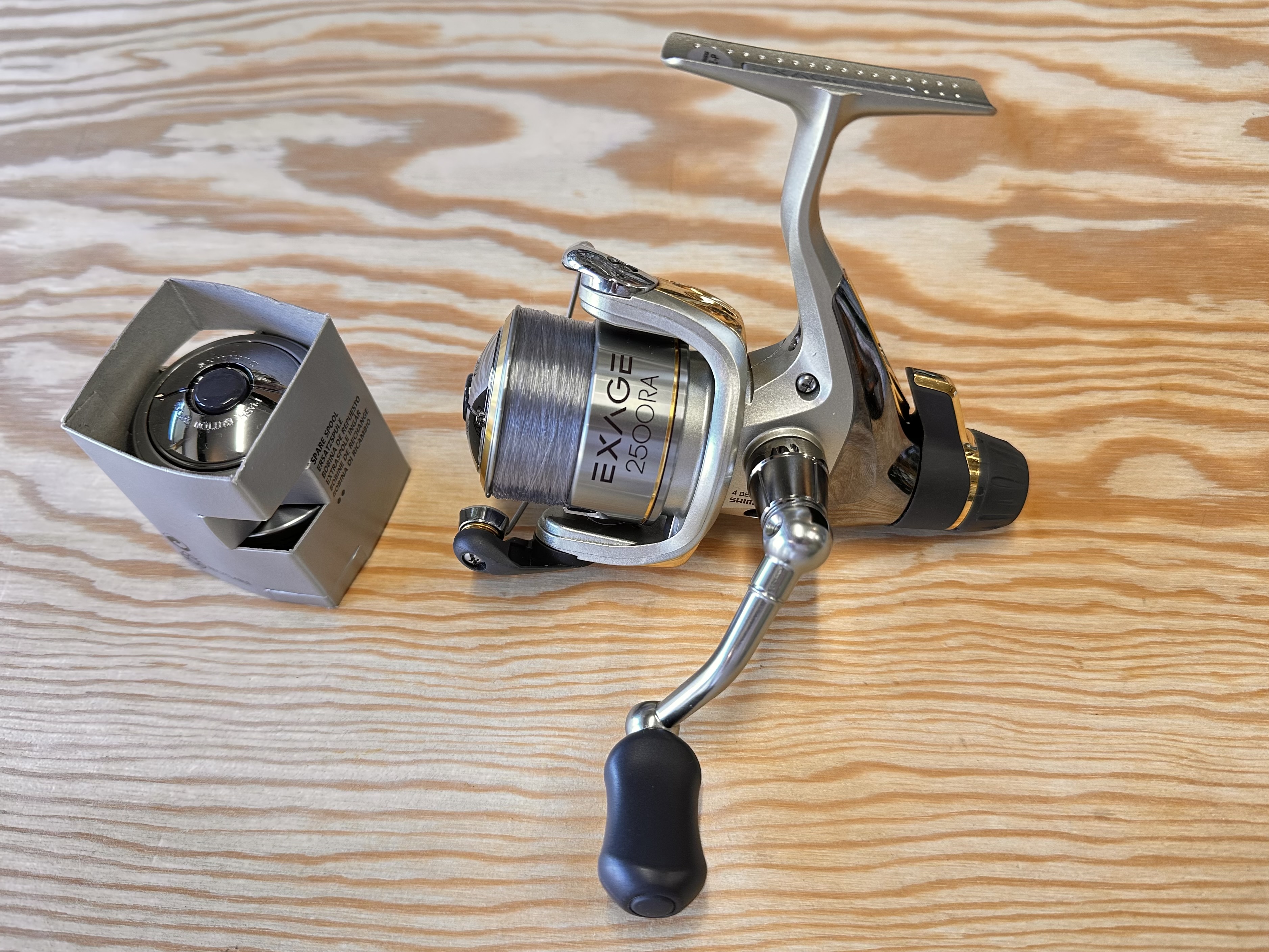 NAVIJÁK SHIMANO EXAGE 2500 RA