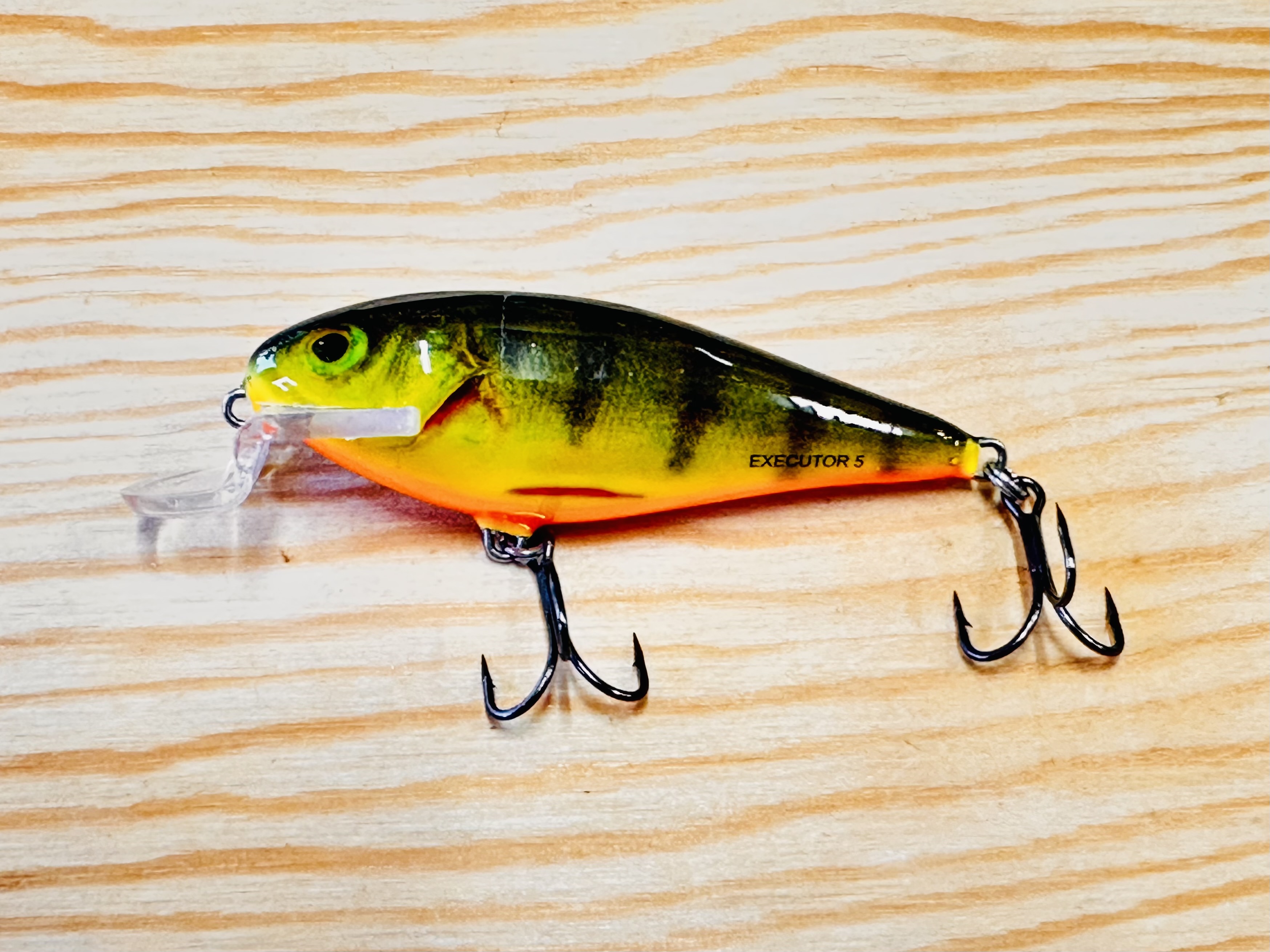 WOBLER SALMO EXECUTOR RHP 5F / 5cm / 5g 
