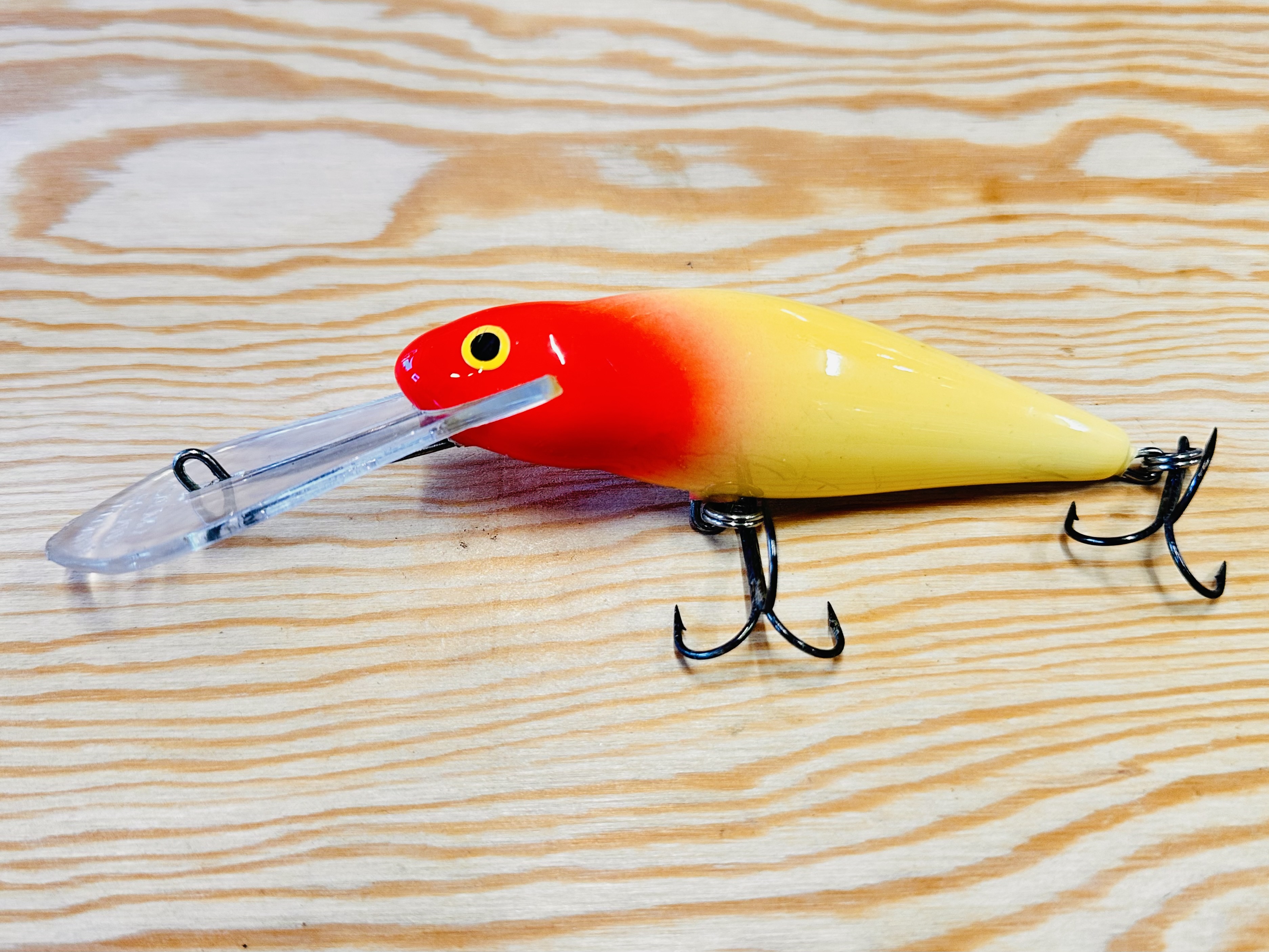 Wobler Salmo Perch Super Deep Runner Floating / 12cm / 40 g 