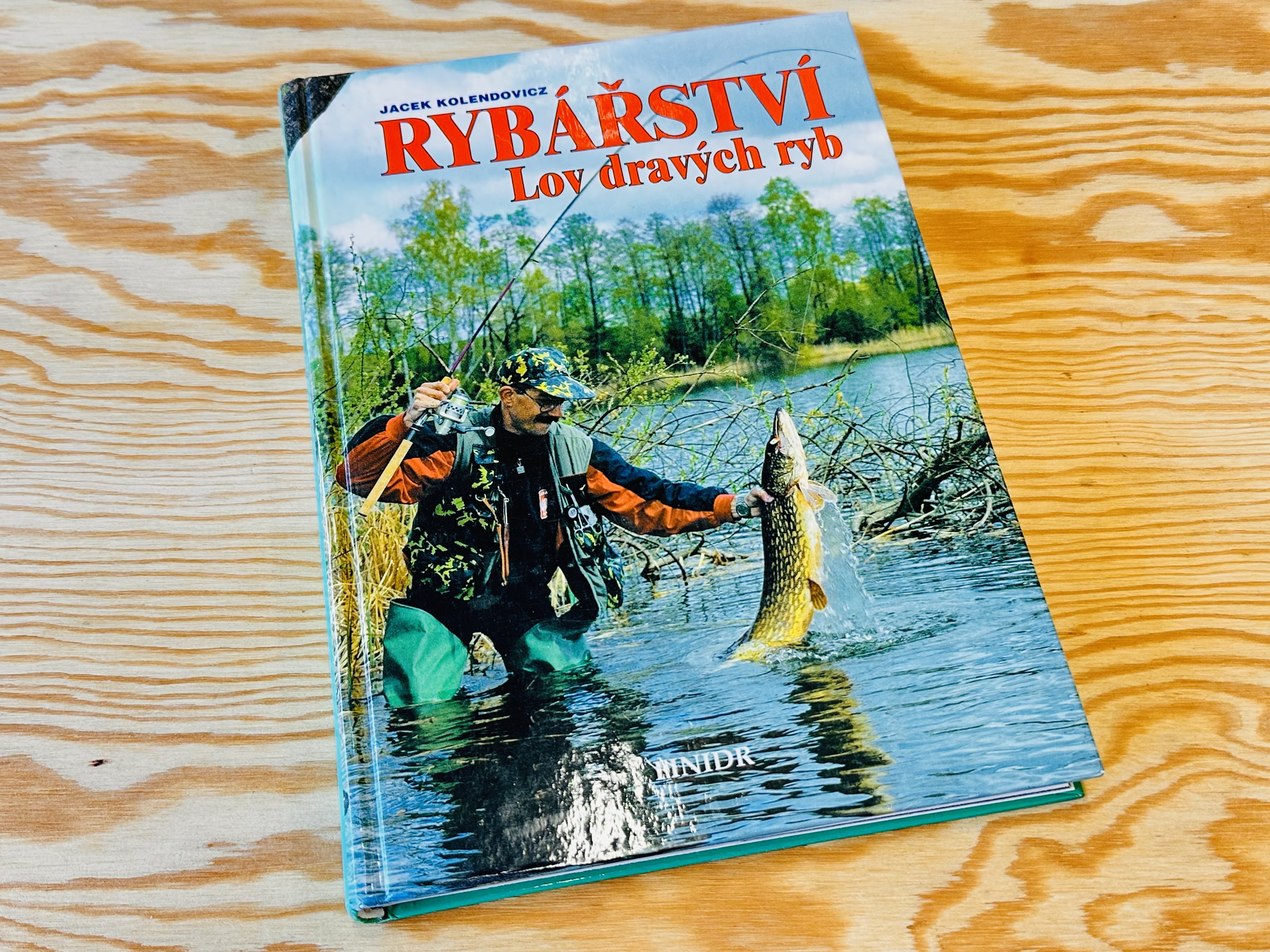 KNIHA RYBÁŘSTVÍ LOV DRAVÝCH RYB  / JACEK KOLENDOVICZ