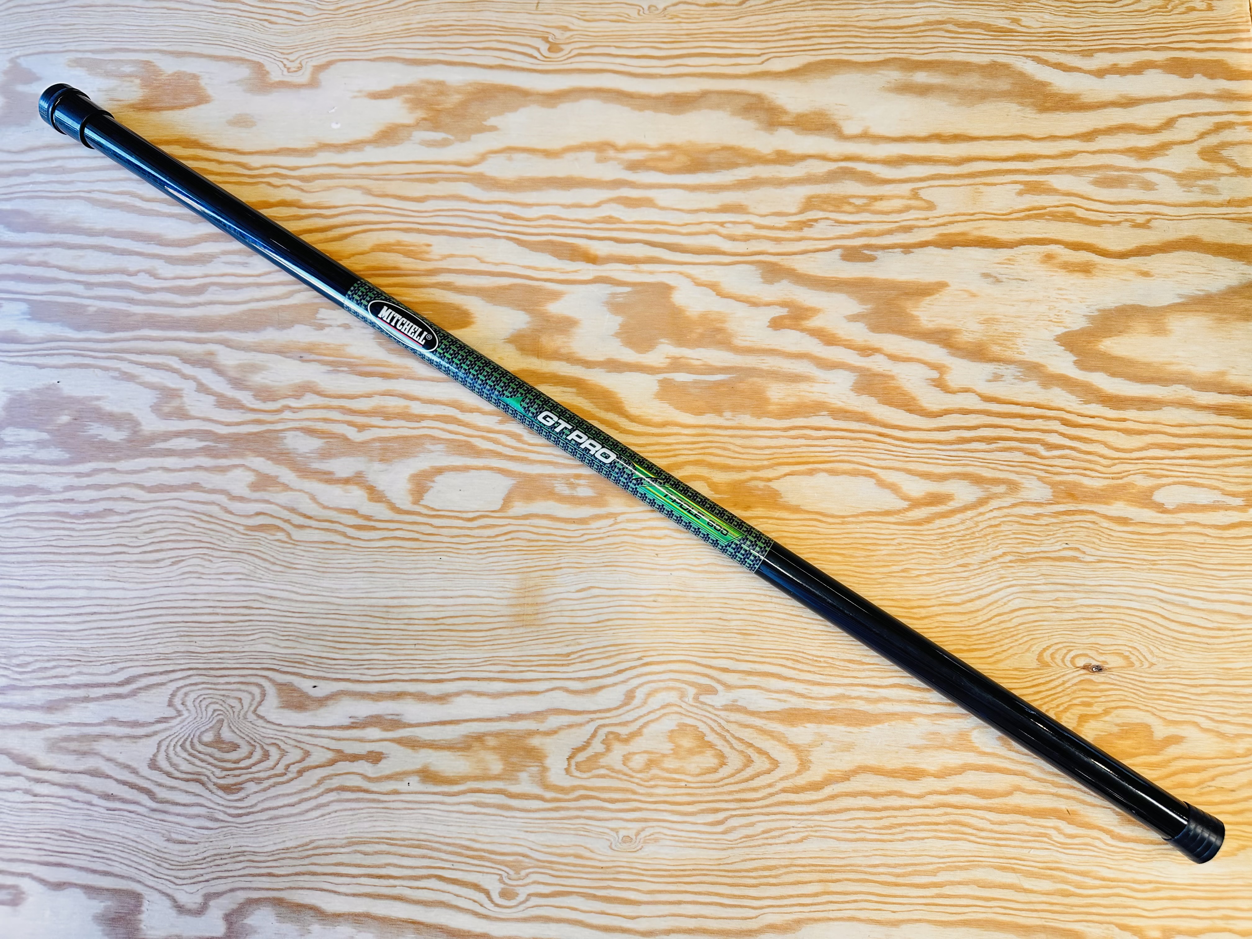 PLAVAČKOVÝ BIČ MITCHELL T-POLE 600  / 6 M 