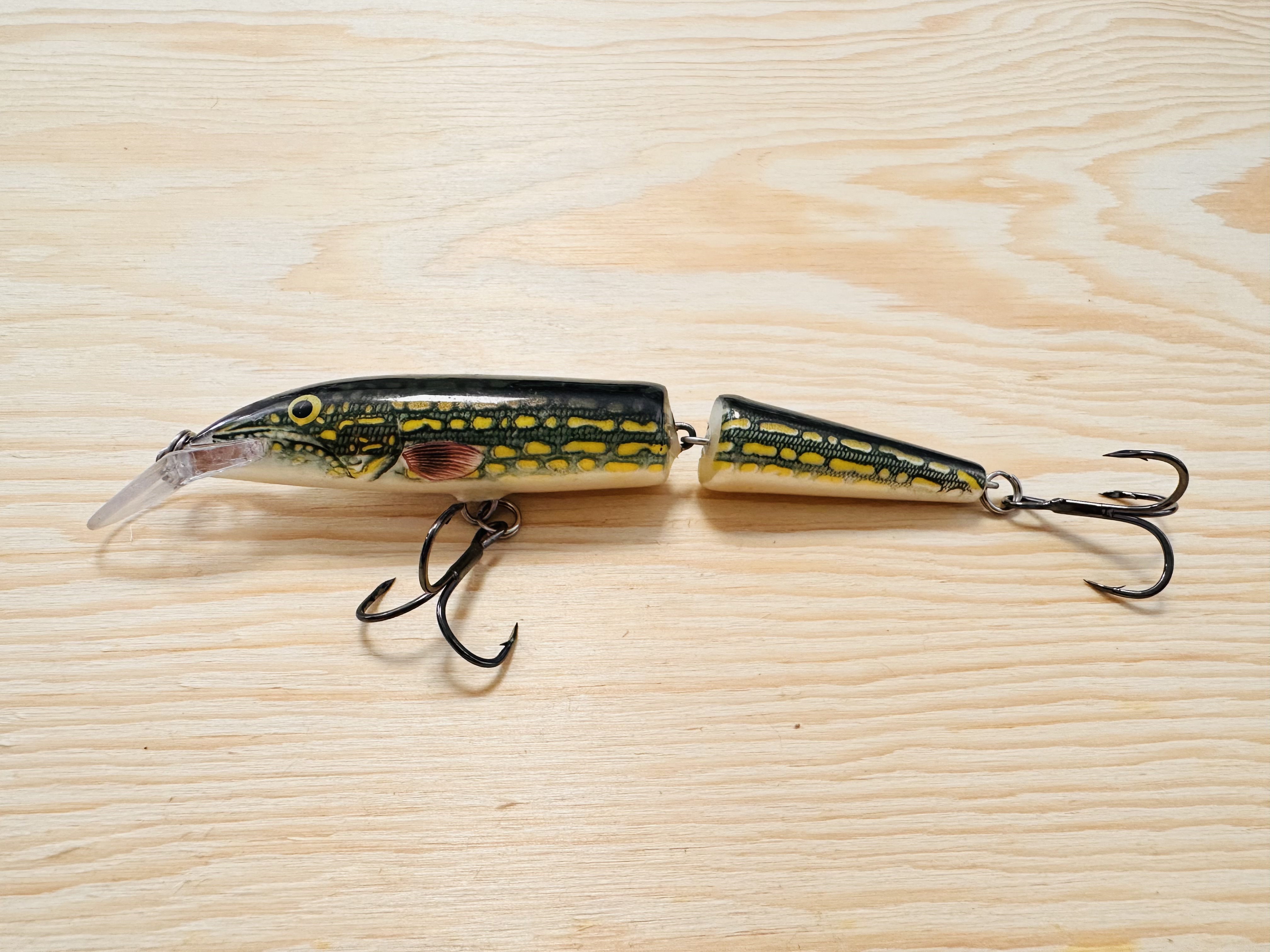 WOBLER RAPALA JOINTED J-13 PIKE / 13 cm / 18 g 