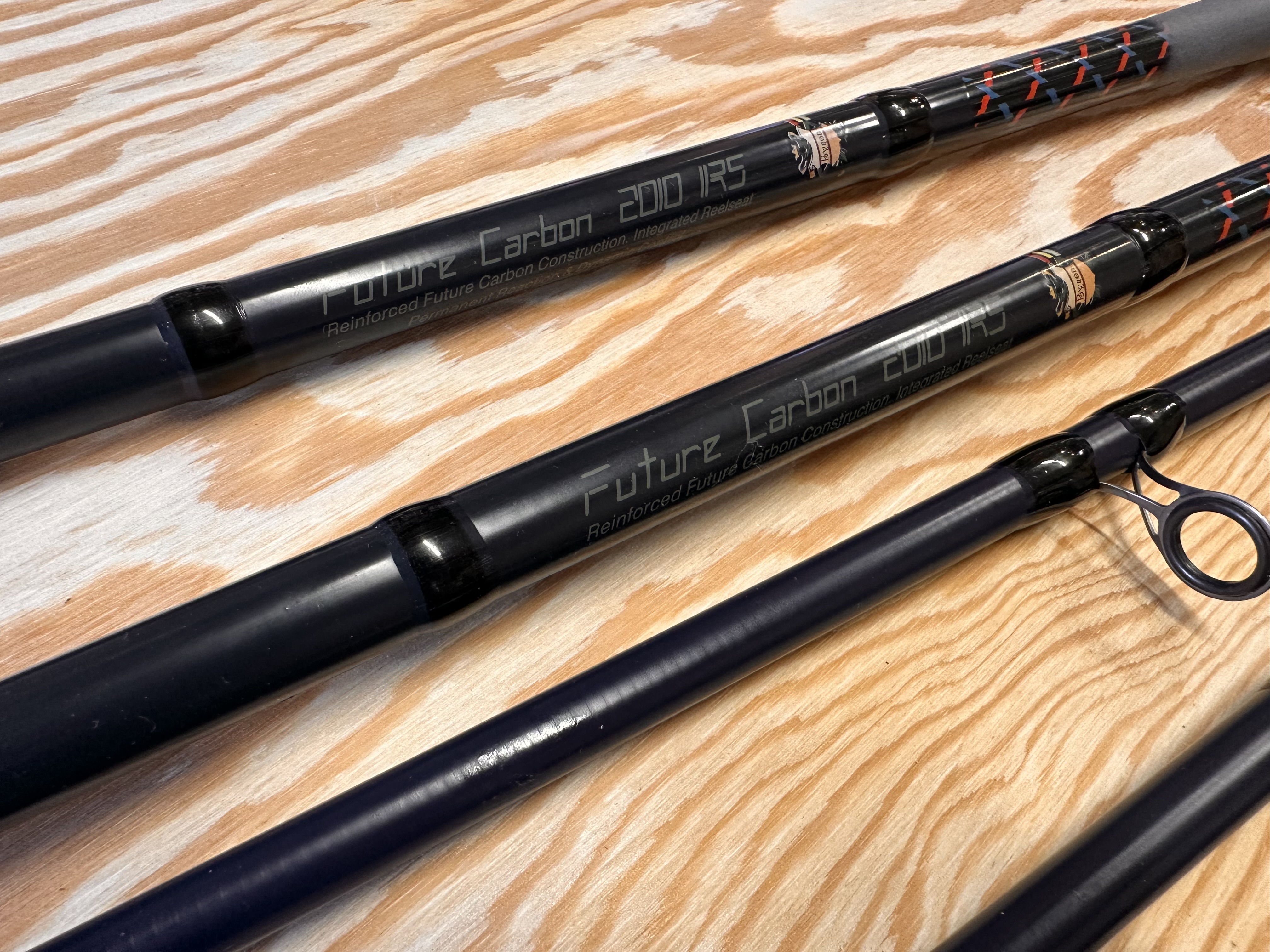 2 TROJDÍLNÉ PRUTY BYRON FUTURE CARBON 200 RS 4,25 m / 40-120 g
